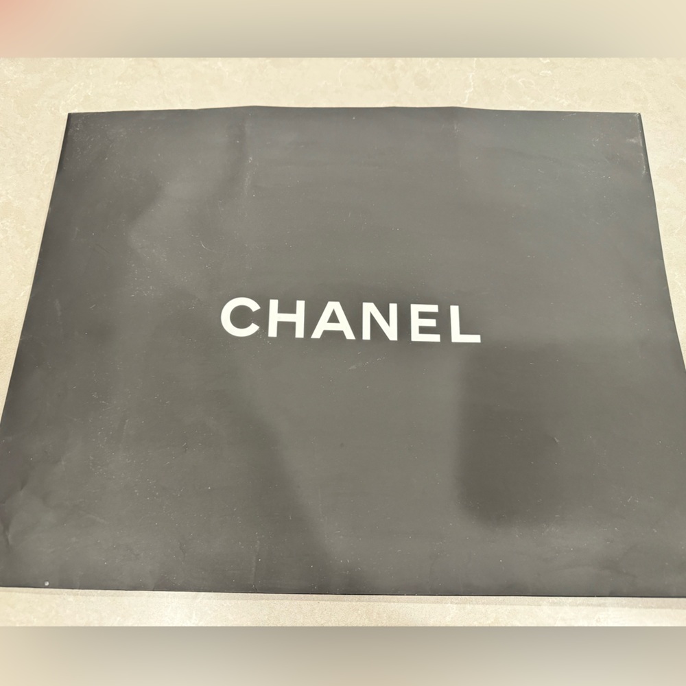 CHANEL Black Shopping Bag with Ribbon